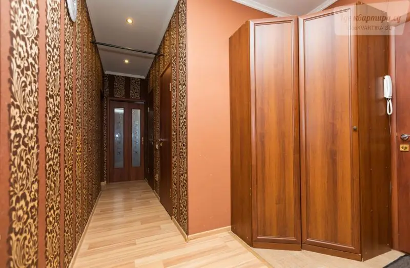 улица Островского, 8