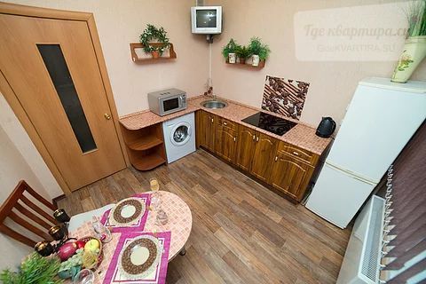 улица Братьев Кашириных, 88