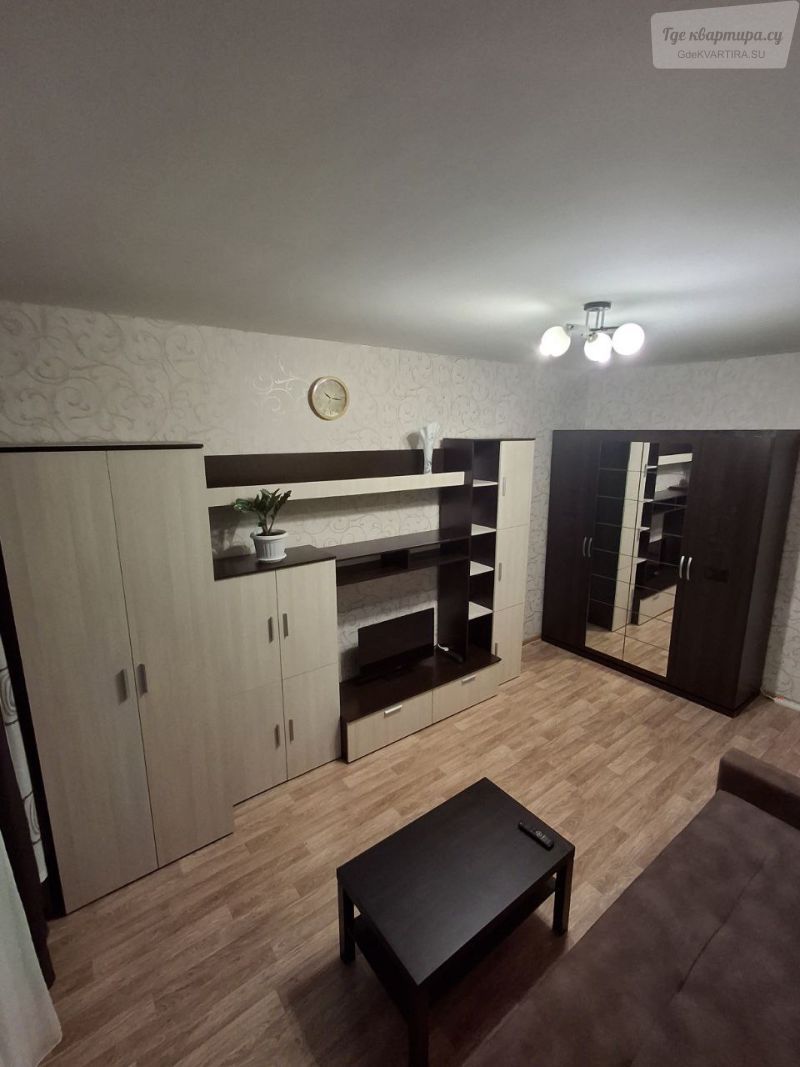 улица Александра Усольцева, 30