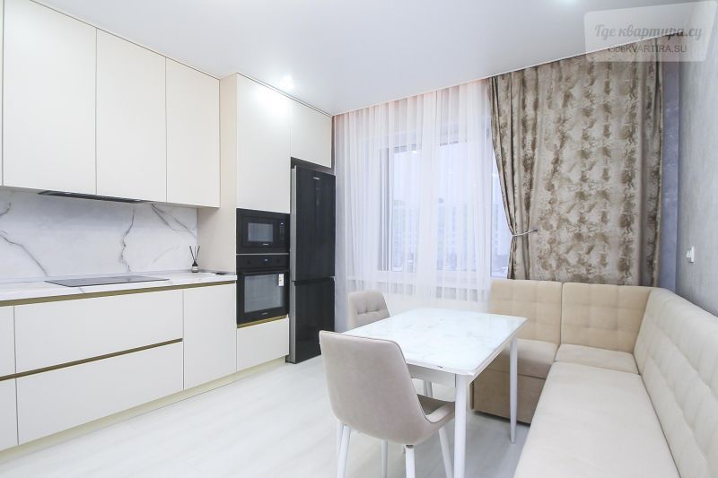 Университетская улица, 43