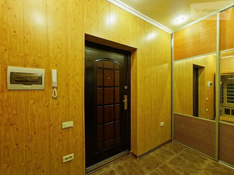улица Молодогвардейцев, 6