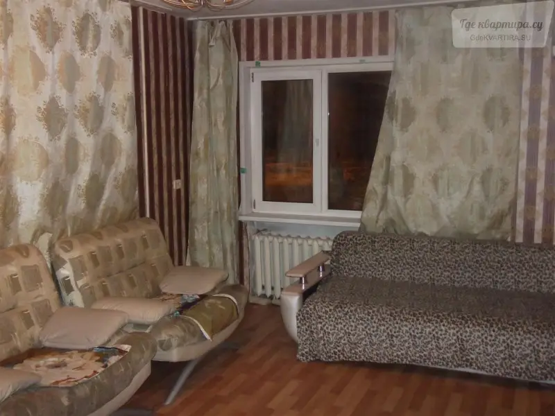 Западная улица, 12