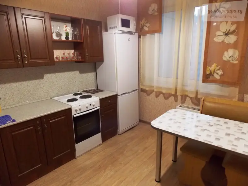 Новороссийская улица, 103