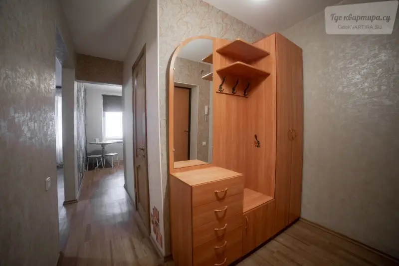 Учебная улица, 8