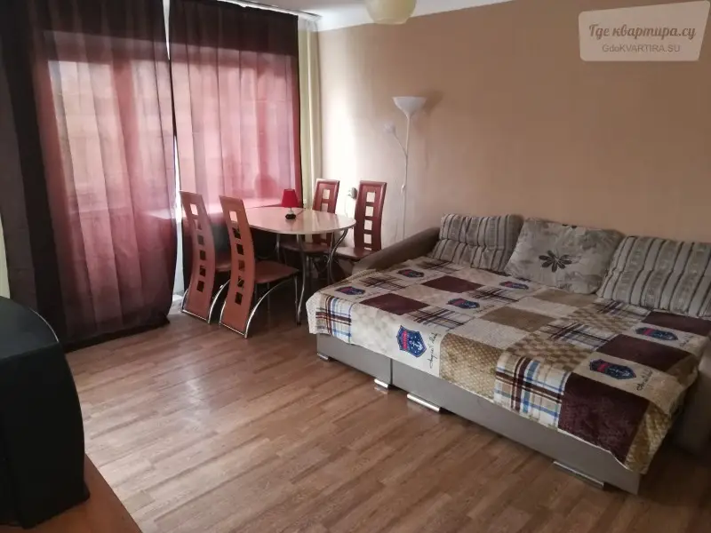улица Парижской Коммуны, 9