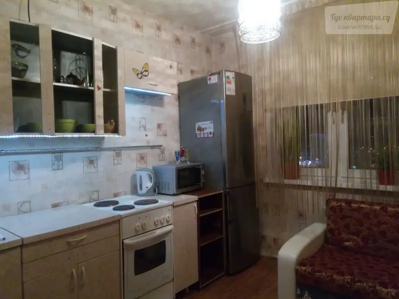 Ястынская улица, 3