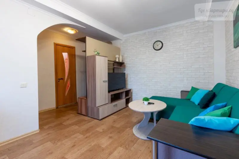 улица Робеспьера, 32